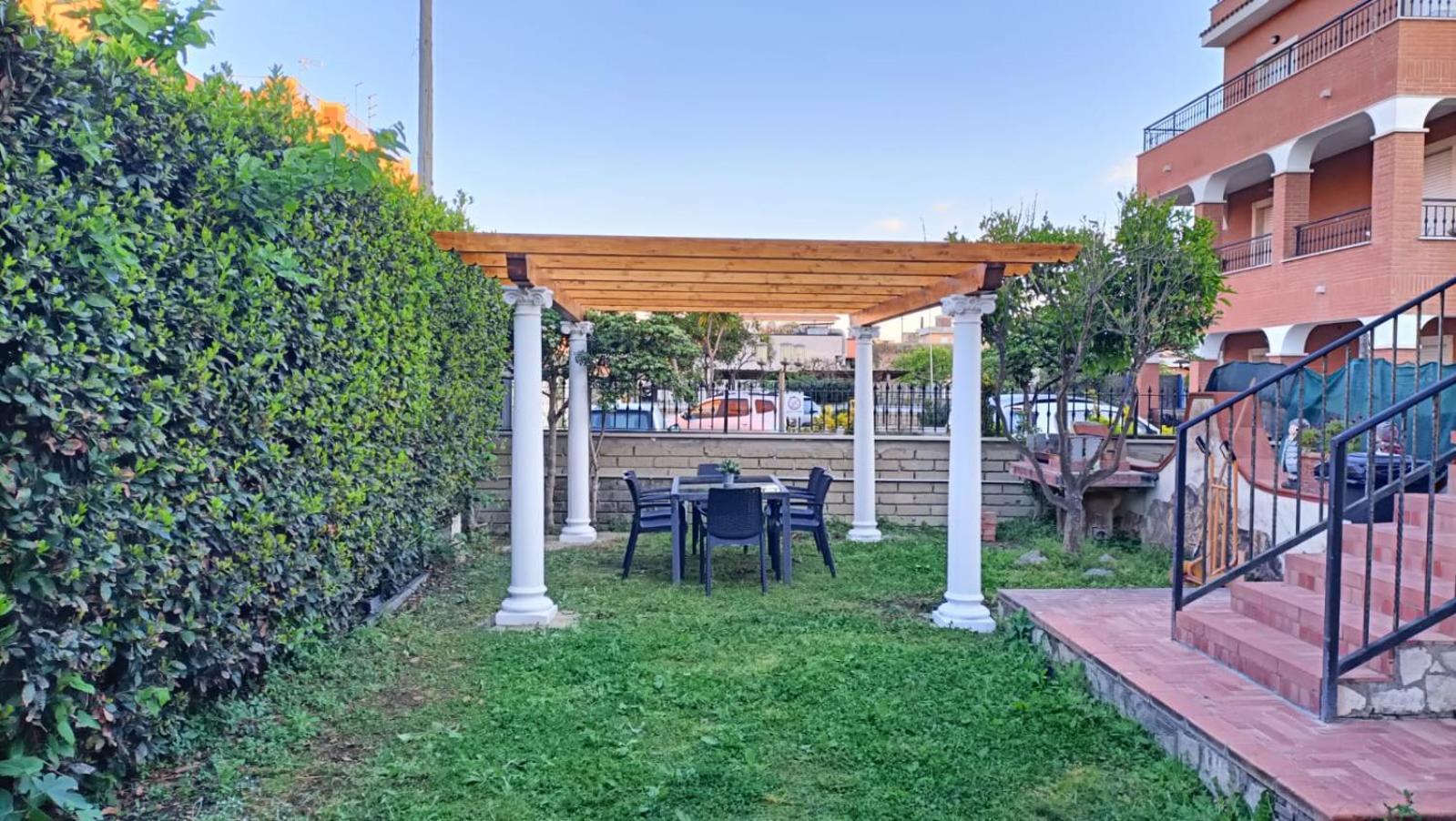 Villa Carlini باسوكورو المظهر الخارجي الصورة